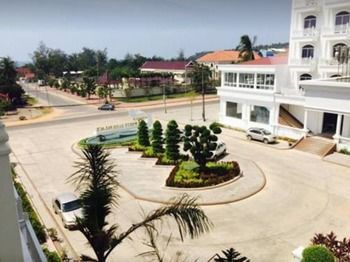 White Sand Palace Hotel Sihanoukville Exterior photo