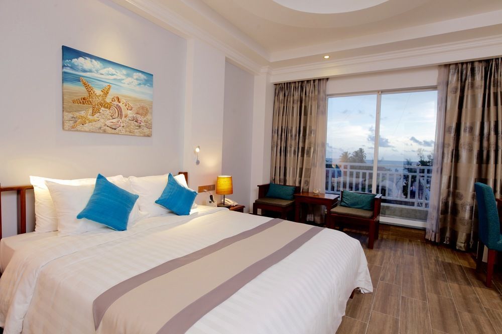 White Sand Palace Hotel Sihanoukville Exterior photo